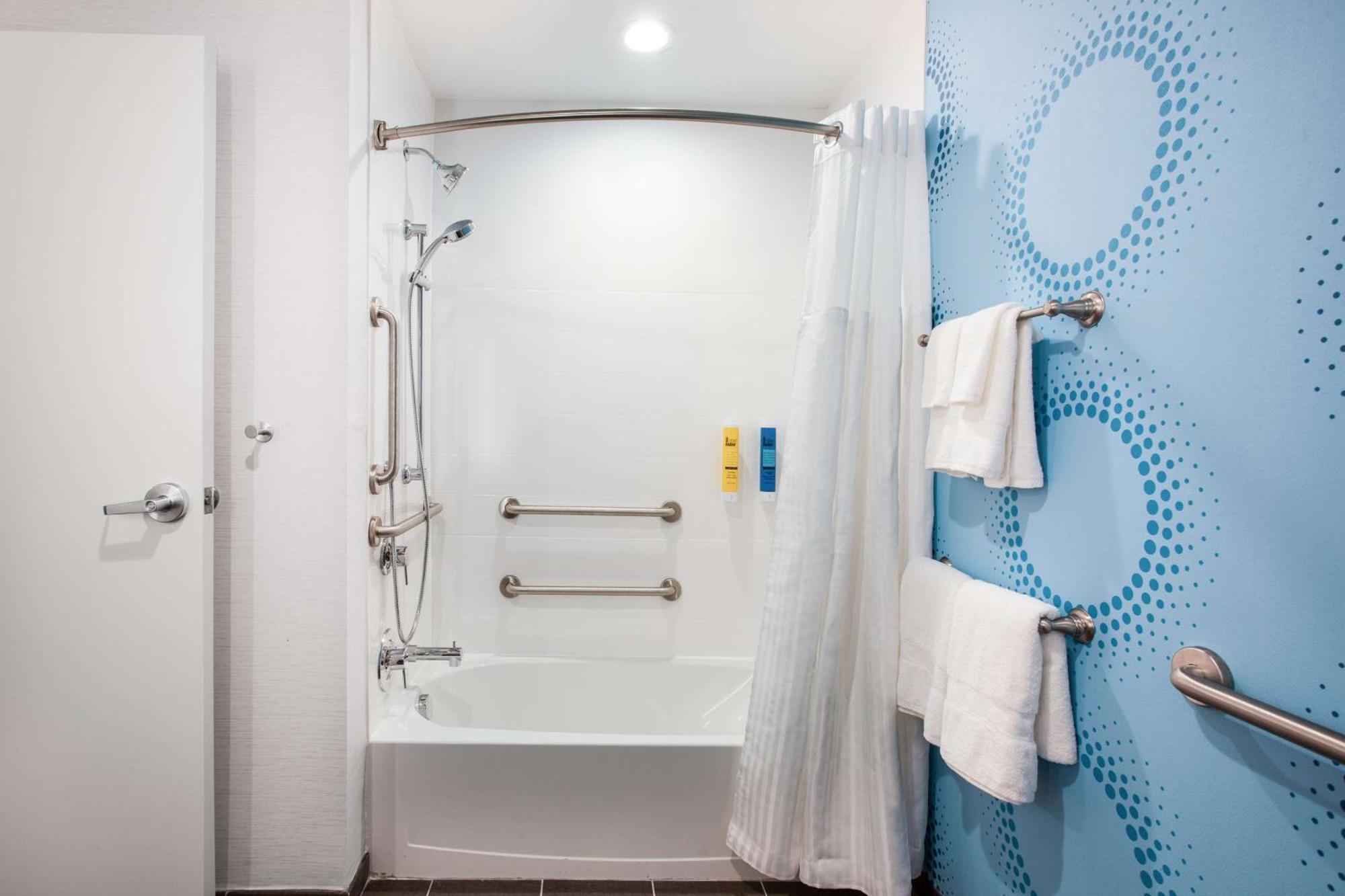 Tru By Hilton Blue Ridge Parkway 3* Asheville