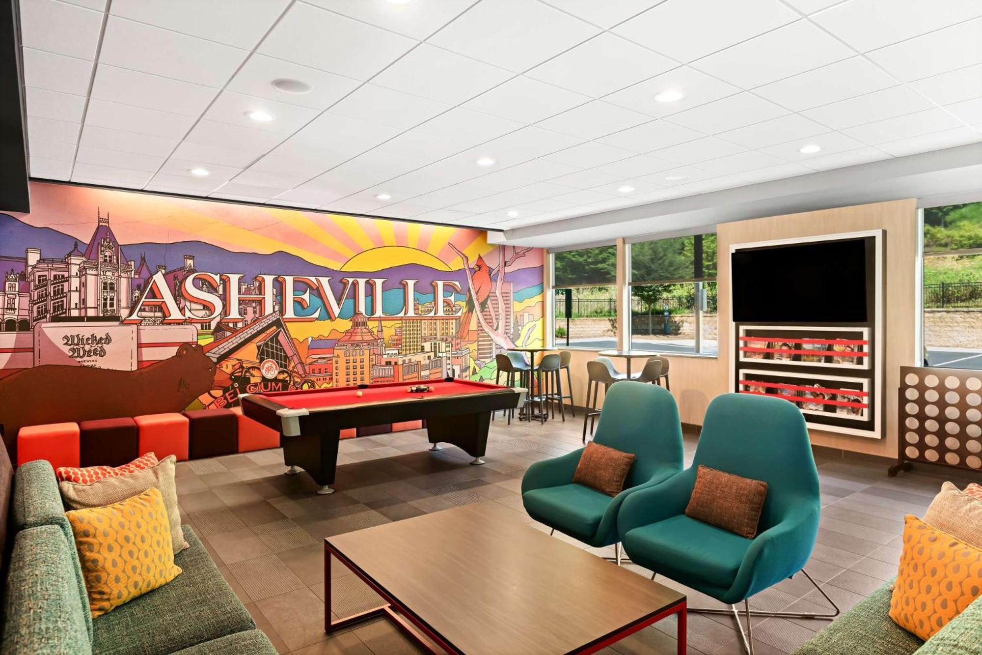 Hotel Tru By Hilton Blue Ridge Parkway Asheville